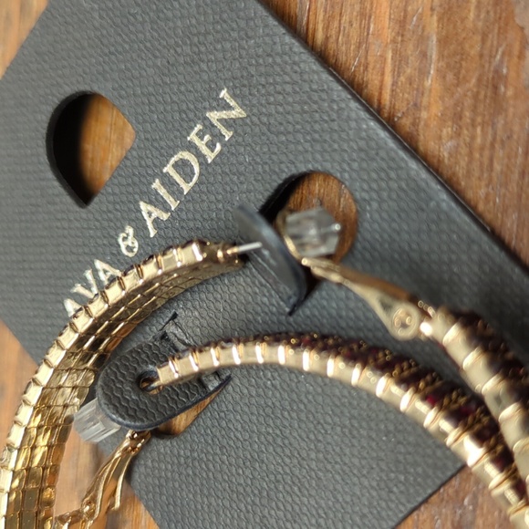 Lightweight Red Rhinestone & Gold Tone 2" Hoop Earrings - New - Picture 4 of 5